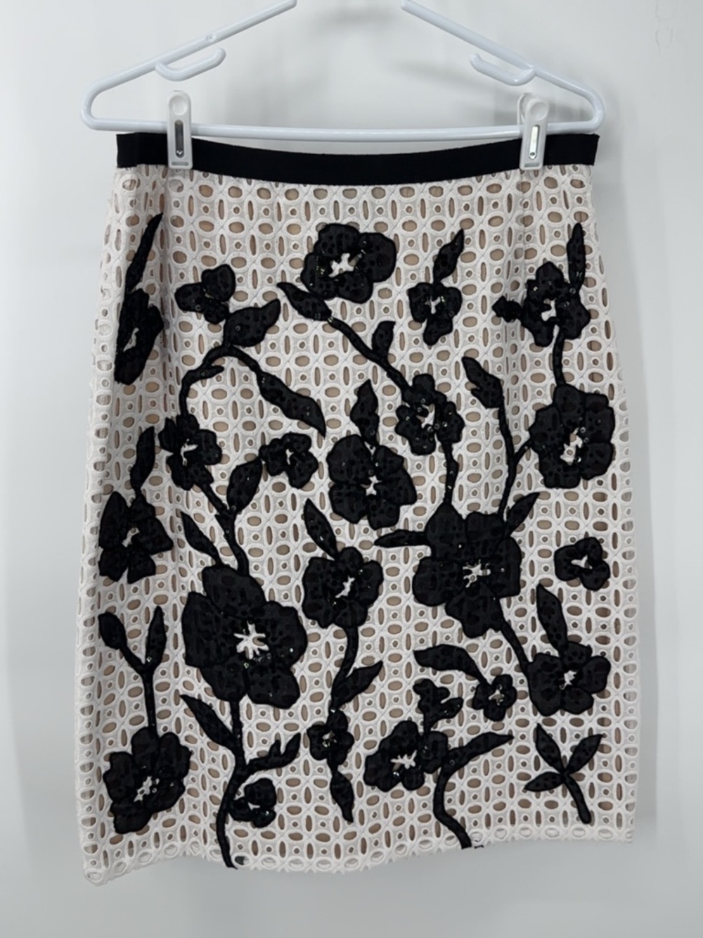 Carlisle Cream Eyelet Pencil Skirt with Black Floral Appliqué Size 10